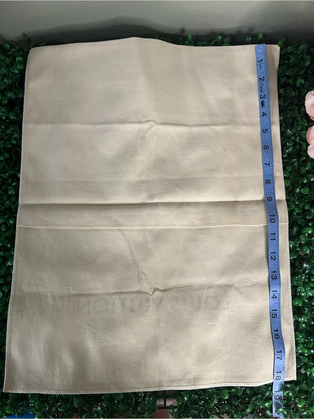 Louis Vuitton Beige Cotton Dust Bag Sleeve 15.5” x 15.5” Authentic Storage Cover